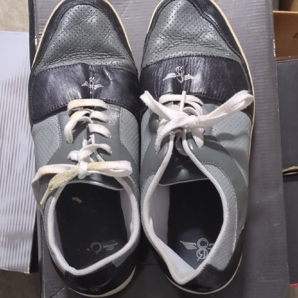 Creative Recretaiton Men's Black and Gray Shoes Sz 11